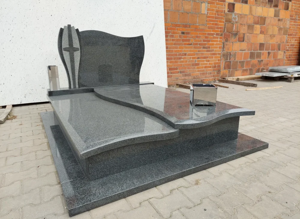Monolit-nagrobki-realizacje-18