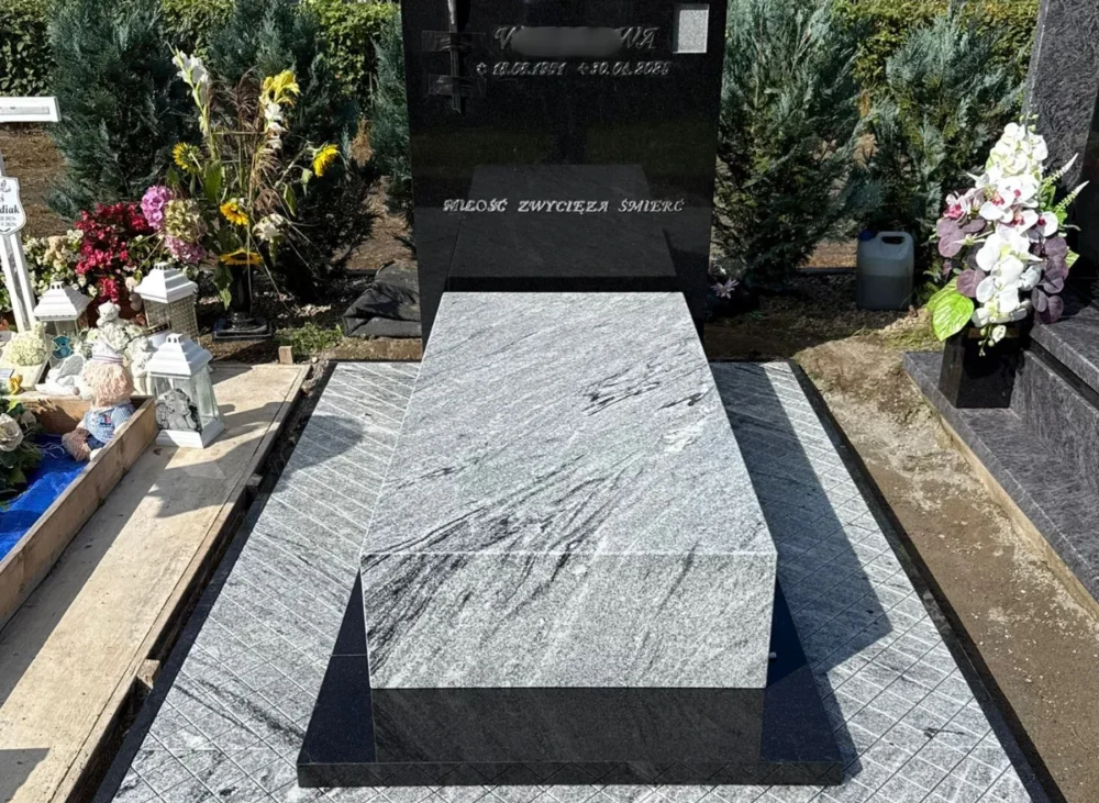 Monolit-nagrobki-realizacje-34