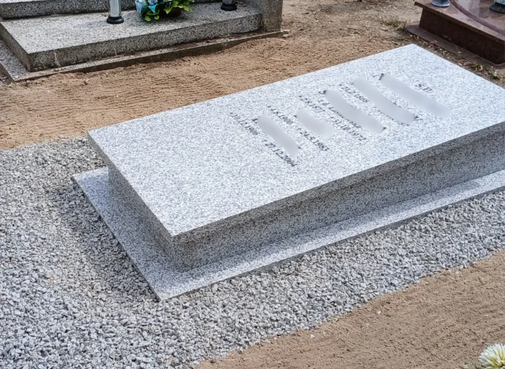 Monolit-nagrobki-realizacje-35